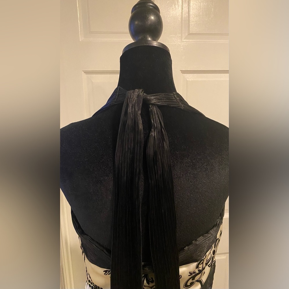 WHBM silk halter top with boning - Picture 4 of 9